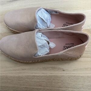 TOMS rose gold  Shoe in Box